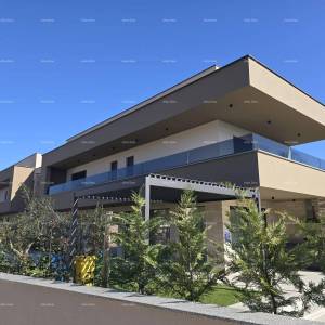 Moderna villa s bazenom i saunom, Marčana!