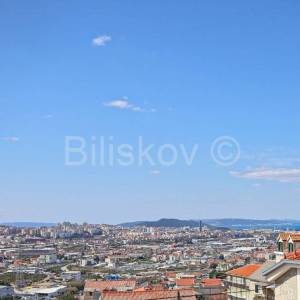 Mravince, prodaja renovirana kamena kuća, 5 soba