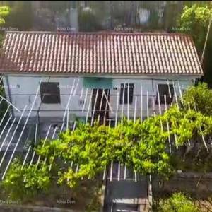 Na prodaju kuća  – Raša