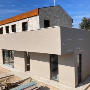 Na prodaju kuća u gradnji s bazenom – Bale, okolica