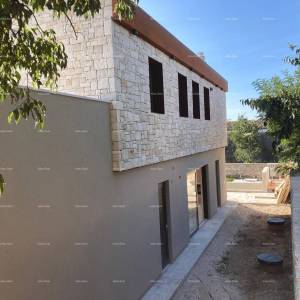 Na prodaju kuća u gradnji s bazenom – Bale, okolica