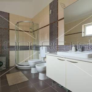 NAJAM, KUĆA, SAMOBOR- PERIVOJ, 200m2+ okućnica
Iznajmljuje se kuća, dvojni objek