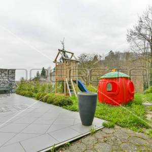 NAJAM, KUĆA, SAMOBOR- PERIVOJ, 200m2+ okućnica
Iznajmljuje se kuća, dvojni objek