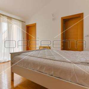 NAJAM, KUĆA, SAMOBOR- PERIVOJ, 200m2+ okućnica
Iznajmljuje se kuća, dvojni objek