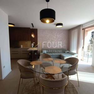 Najam, Opatija, 2s+db, 59m2, pogled na more