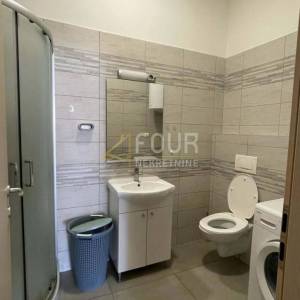 Najam, Rijeka, Centar, 1s+db