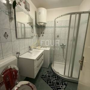 Najam, Rijeka, Donji Zamet, 2s+db, lođa 