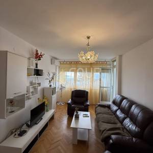 Najam, Rijeka, Donji Zamet, 2s+db, lođa 