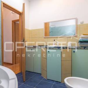 Najam, Stan, Britanac, Kozarčeva, 3s, 147m2