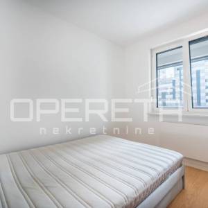 Najam, Stan, Središće, Julija Knifera, 2s, 42m2