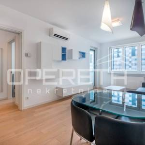 Najam, Stan, Središće, Julija Knifera, 2s, 42m2