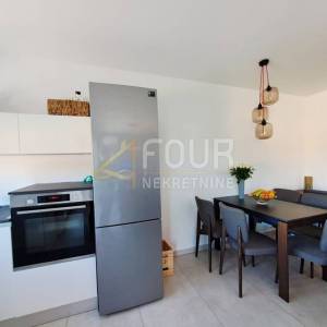 Najam, Viškovo, 2s+db, 57.50m2, terasa