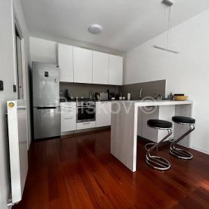 Najam, Zagreb ulica Rim,stan 4-sobni 133m2, terasa,garaža,ekskluzivno