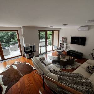 Najam, Zagreb ulica Rim,stan 4-sobni 133m2, terasa,garaža,ekskluzivno