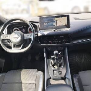 Nissan Qashqai Tekna 1.3 158 MT 2WD - 3 godine jamstva
