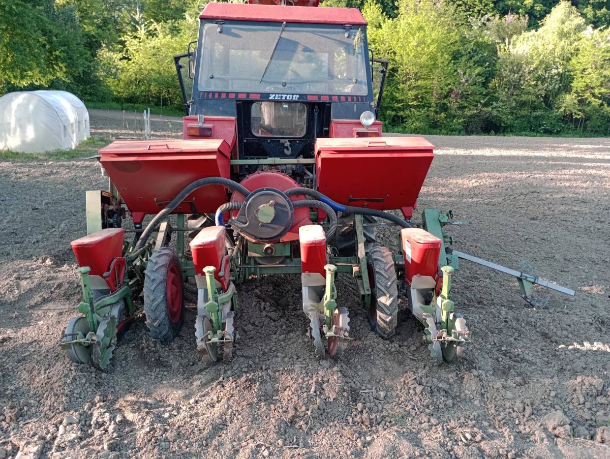 Nodet pneumatska sijačica