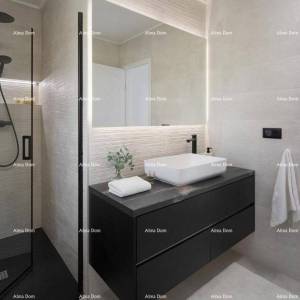 Nova, moderna kuća s bazenom. Blizina Svetog Lovreča.