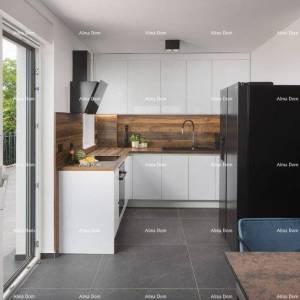 Nova, moderna kuća s bazenom. Blizina Svetog Lovreča.