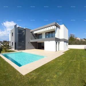 Nova moderna Vila blizu mora!