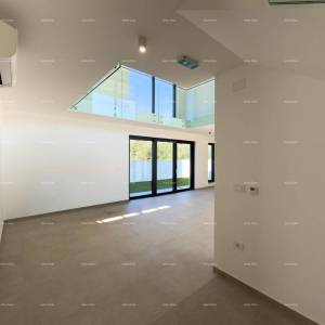 Nova moderna Vila blizu mora!