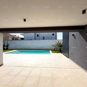 Nova moderna Vila blizu mora!