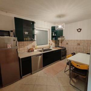 Novi Zagreb, Savski gaj, 4-sob. stan u kući, namješten i opremljen