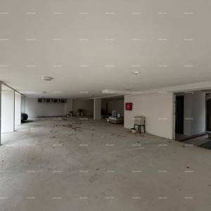 Novogradnja. Blizina gradske tržnice.  Prodaja stanova . Pula,