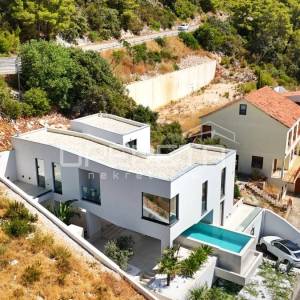 Novoizgrađena dizajnerska vila s bazenom, Brna, otok Korčula