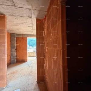 Odlična lokacija. Pula Valmade