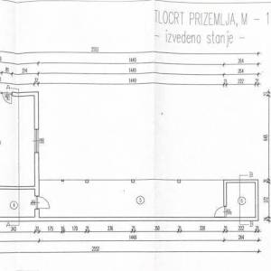 Okolica Poreča – kuća, 300 m2, s dva apartmana i bazenom