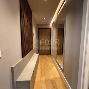 Opatija, 79.62m2, 2s+db, balkon, pogled na more