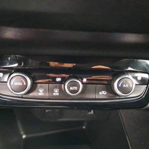 Opel Corsa 1.2 ELEGANCE TURBO - 3 godine jamstva