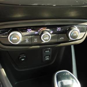 Opel Crossland 1.2 Turbo AUTOMATIK *LED, NAVIGACIJA*