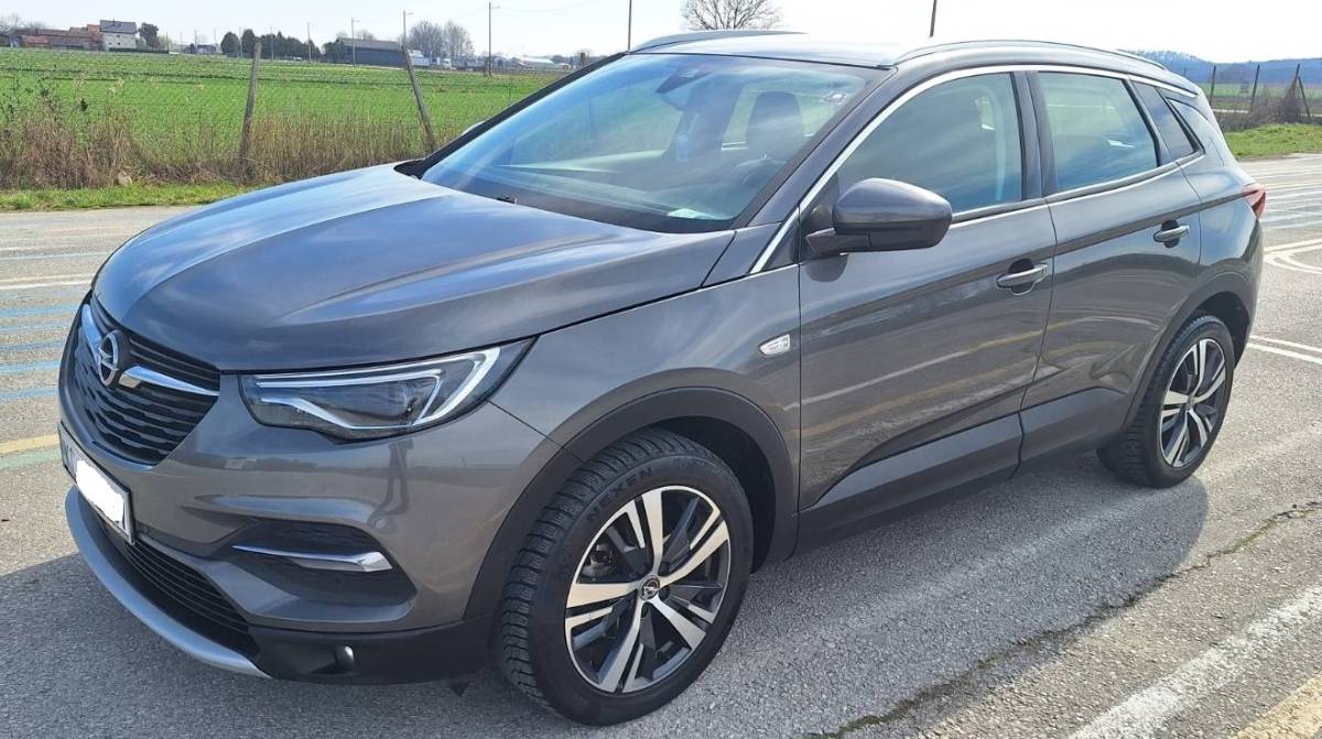OPEL GRANDLAND AUTOMATIK DIZEL 95000KM PRVI VLASNIK
