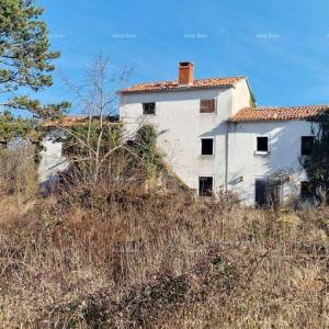 Oprtalj, kamena kuća s velikim potencijalom