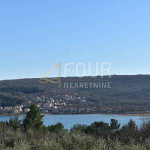 Otok Krk, Čižići, novogradnja, 2s+db, terasa