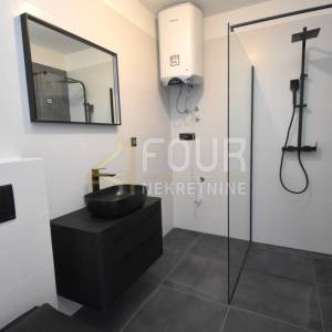 Otok Krk, Čižići, novogradnja, 2s+db, terasa