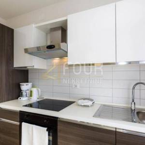 Otok Krk, Krk, penthouse 1. red do mora