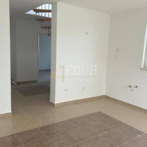 Otok Rab, Palit, 3skl, 72.25m2, pogled na more