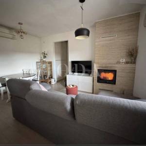 Pazin, okolica, stan u kući sa studio apartmanom