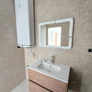 Penthaus s garažom i parkirnim mjestom