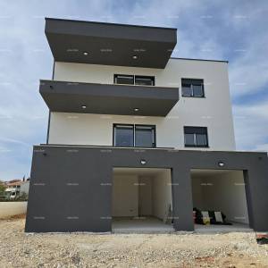 Penthaus s garažom i parkirnim mjestom