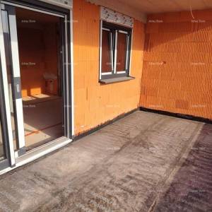 Penthaus s velikom terasom. Medulin.