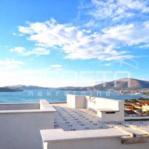 Penthouse - s panoramskim pogledom na more – Okrug Gornji/Čiovo
