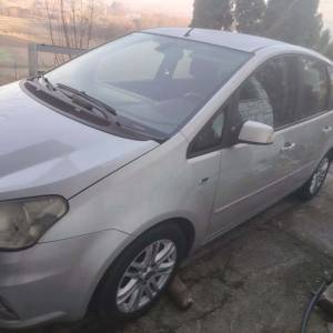 peodajem Forda c Max 1.6 hdi