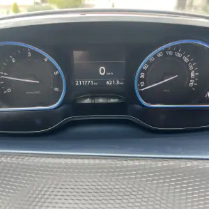 Peugeot 2008 1.6 e-HDI