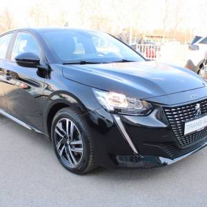 Peugeot 208 1.2 Puretech AUTOMATIK *NAVIGACIJA*
