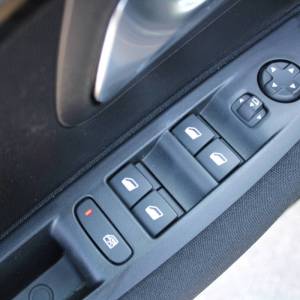 Peugeot 208 1.2 Puretech AUTOMATIK *NAVIGACIJA*