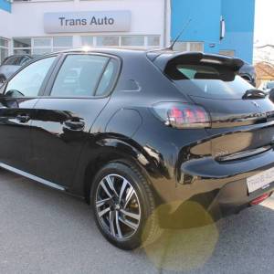 Peugeot 208 1.2 Puretech AUTOMATIK *NAVIGACIJA*