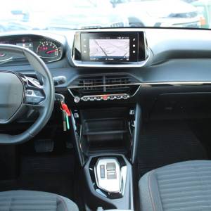 Peugeot 208 1.2 Puretech AUTOMATIK *NAVIGACIJA*